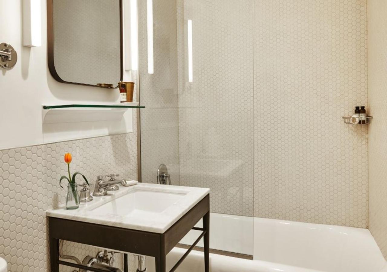 Accessible Tower King Suite