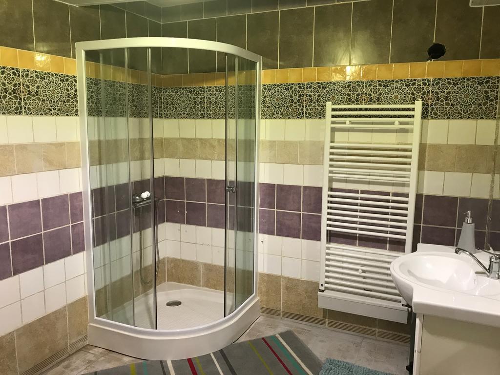 High Floor Deluxe Room Hearing Accessible